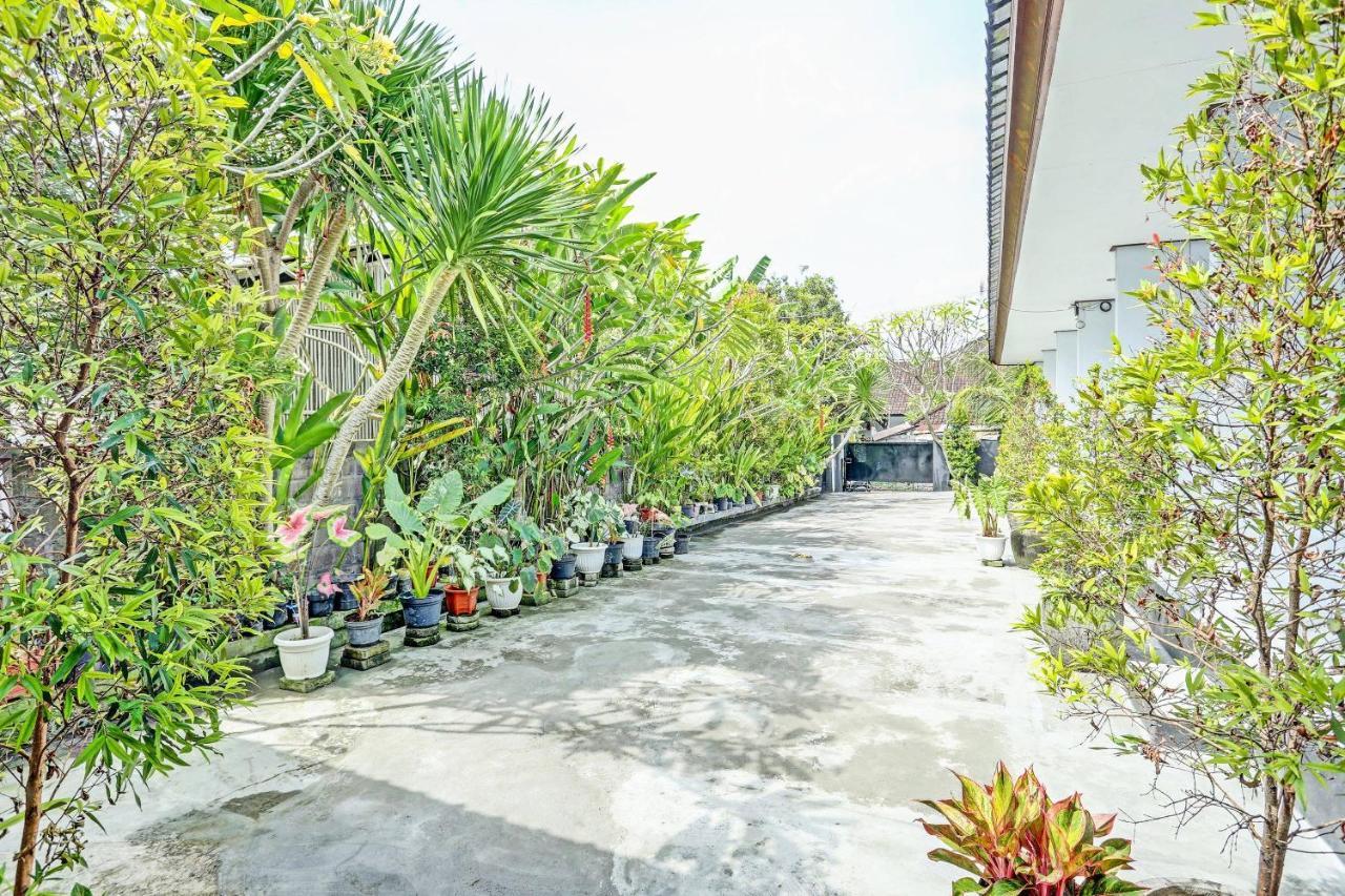 Hotel Spot On 91197 Pondok Rahayu Kerobokan Exterior foto