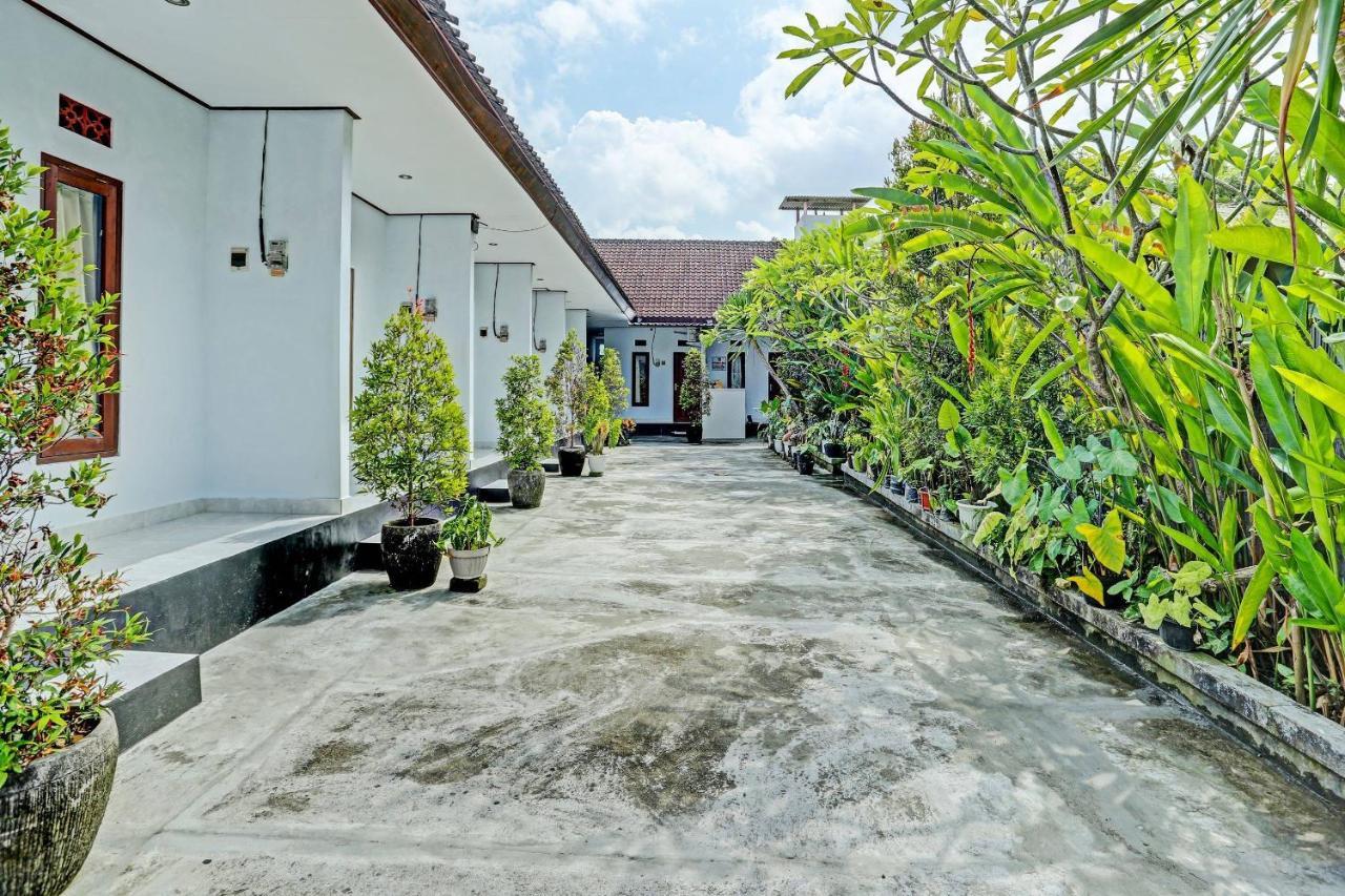 Hotel Spot On 91197 Pondok Rahayu Kerobokan Exterior foto